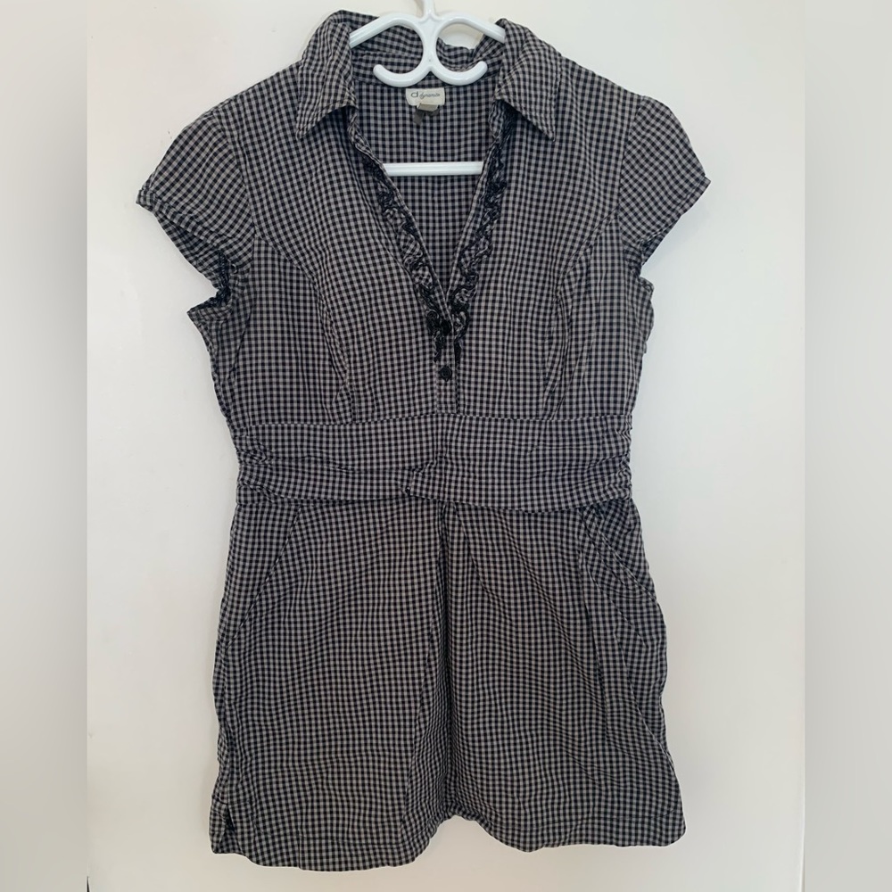 Dynamite Plaid Tunique With Ruches and Buttons at Font Chest with Pockets Size M